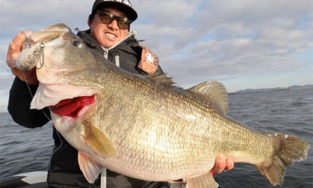huge bass trophy bass fishing – BassBlaster