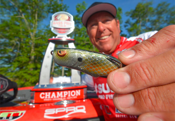 Pig melons of the week! Weighting frogs, More top pro baits – BassBlaster