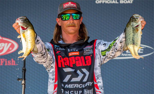 Check out Cole Floyd Fishing top 3 baits to attack Schooling Bass in t